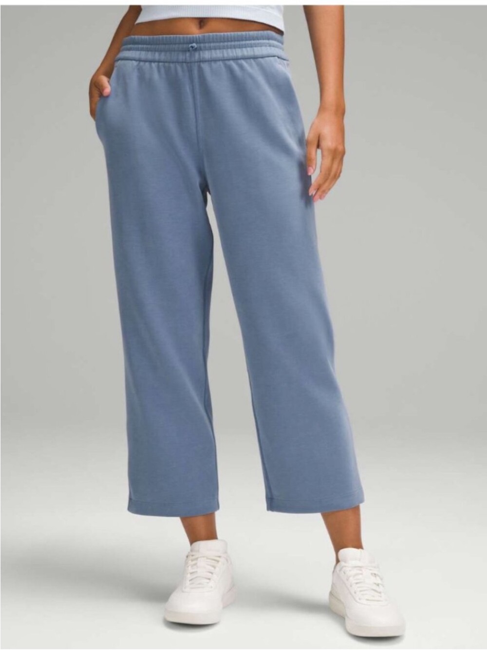 Lululemon || Softstreme High-Rise Straight-Leg Cropped Pant Oasis Blue 18